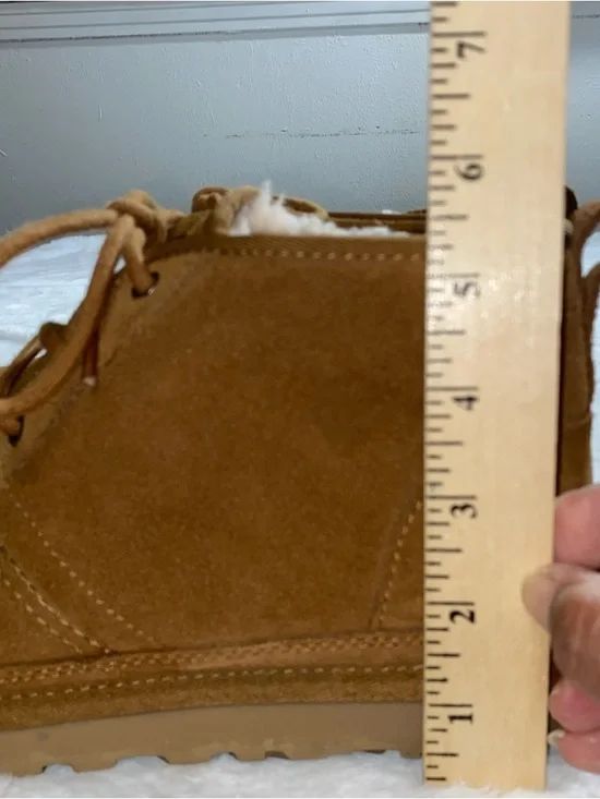 UGG “Neumel" Women’s Suede/Shearling Shoe - Lace-Up Chukka Boot (Chestnut) US 12 - Picture 11 of 12